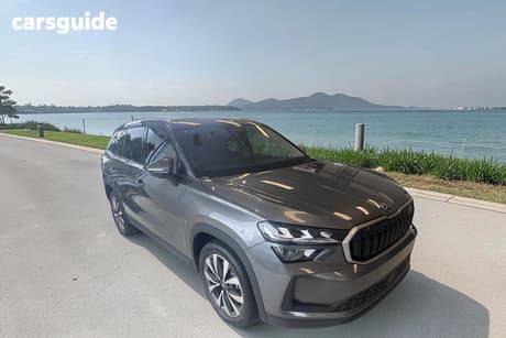 Grey 2025 Skoda Kodiaq Wagon Select (4X4)