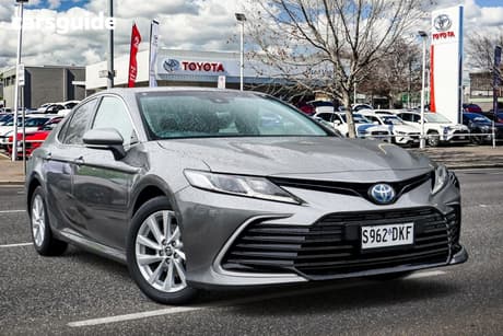 Silver 2024 Toyota Camry Sedan Ascent