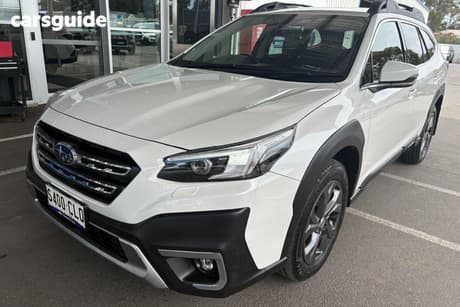 White 2021 Subaru Outback Wagon Awd