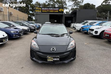 Black 2013 Mazda 3 Sedan Neo