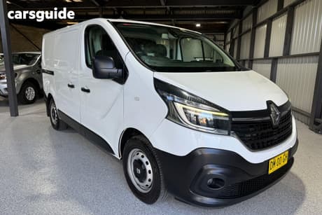 White 2019 Renault Trafic Commercial LWB (85KW) X82