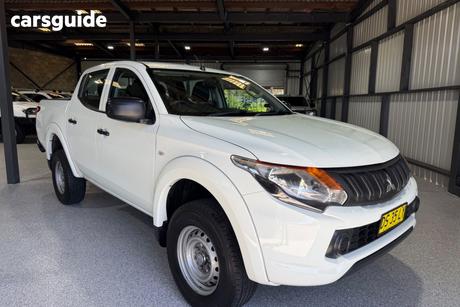 White 2018 Mitsubishi Triton Ute Tray GLX