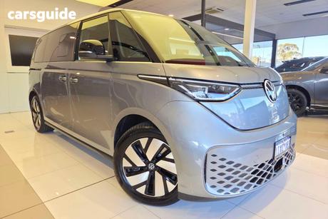 Silver 2025 Volkswagen ID. Buzz Wagon Pro Lwb