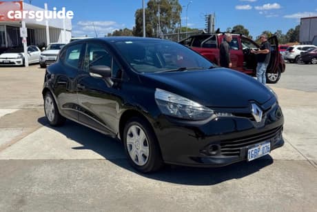 Black 2016 Renault Clio Hatchback Authentique