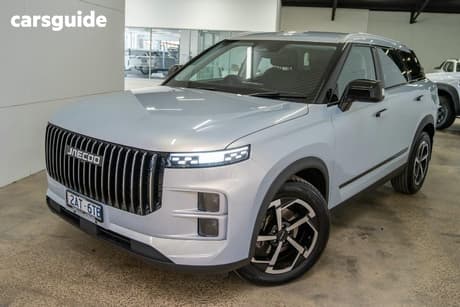 Silver 2025 Jaecoo J7 Wagon Core
