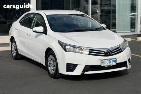 White 2016 Toyota Corolla Sedan Ascent