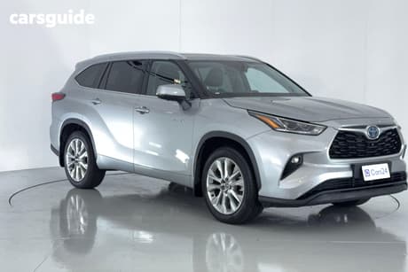 Silver 2023 Toyota Kluger Wagon Grande Hybrid Awd