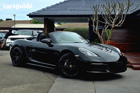 Black 2019 Porsche 718 Roadster Boxster