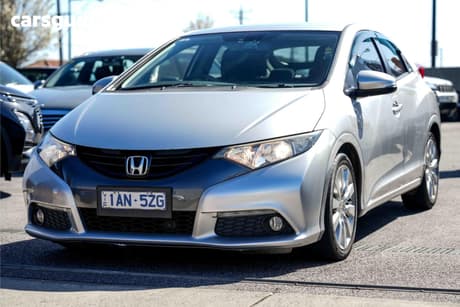 Silver 2013 Honda Civic Hatchback Vti-Ln