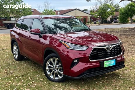 Red 2021 Toyota Kluger Wagon Grande Awd