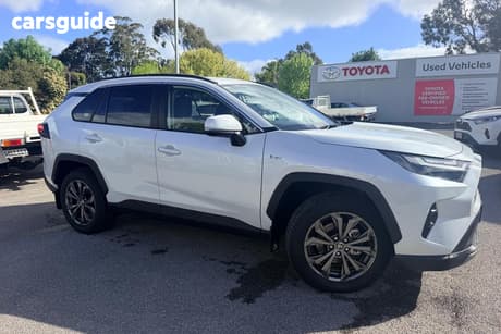 White 2025 Toyota RAV4 Wagon Gxl (Awd) Hybrid