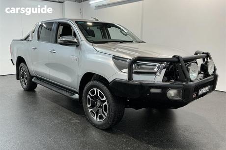 Silver 2021 Toyota Hilux Double Cab Pick Up Sr5 (4X4)