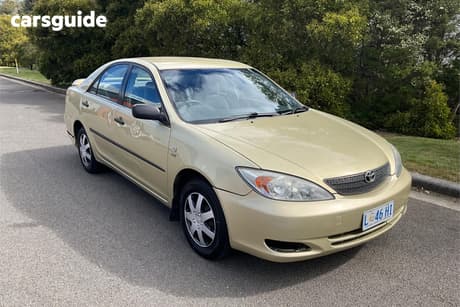 Gold 2004 Toyota Camry Sedan Altise