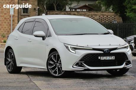 White 2024 Toyota Corolla Hatchback Zr Hybrid