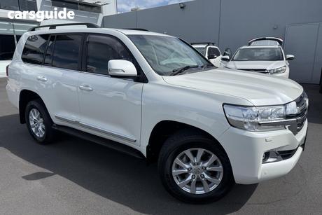 2020 Toyota Landcruiser Lc200 Sahara (4X4)