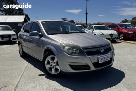 Silver 2005 Holden Astra Hatchback Cdx