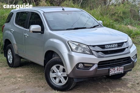 Silver 2015 Isuzu MU-X Wagon Ls-M (4X2)