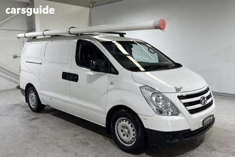 White 2016 Hyundai Iload Van 3S Liftback