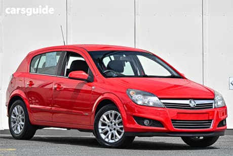 Red 2008 Holden Astra Hatchback Cdx