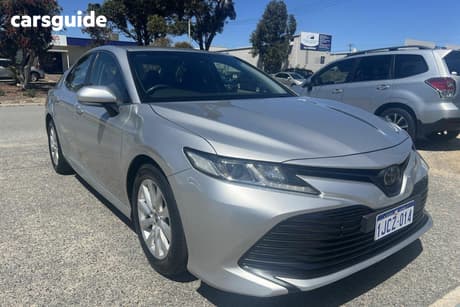Silver 2019 Toyota Camry Sedan Ascent