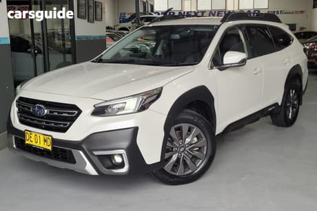 White 2023 Subaru Outback Wagon Awd