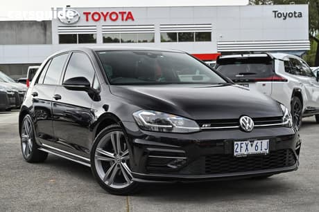 Black 2019 Volkswagen Golf Hatchback 110 Tsi Highline