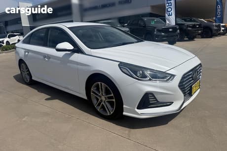 White 2018 Hyundai Sonata Sedan Active