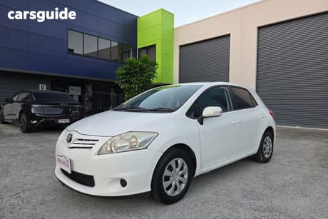 White 2010 Toyota Corolla Hatchback Ascent