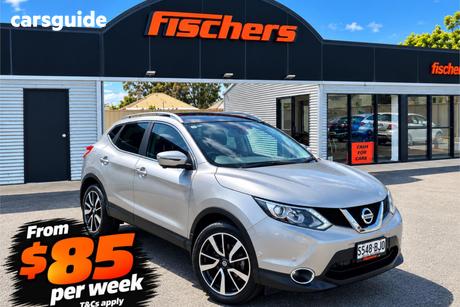Silver 2015 Nissan Qashqai Wagon Ti (4X2)