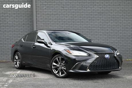 Black 2021 Lexus ES300H Sedan F Sport (Hybrid)