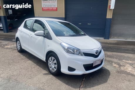 White 2014 Toyota Yaris Hatchback Ascent
