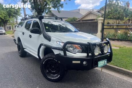 White 2016 Mitsubishi Triton Dual Cab Utility Glx Plus (4X4)