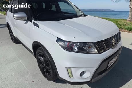 White 2017 Suzuki Vitara Wagon S Turbo (Fwd)