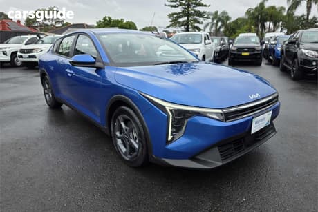 Blue 2025 Kia K4 Sedan S