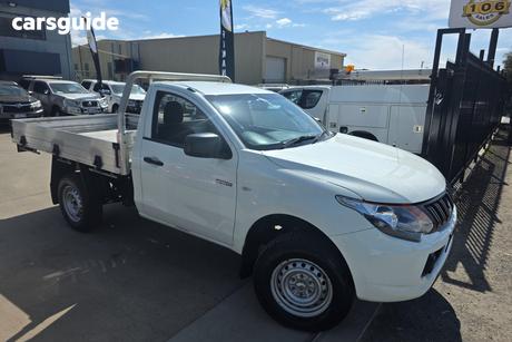 White 2018 Mitsubishi Triton Cab Chassis Glx