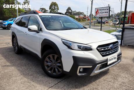 White 2024 Subaru Outback Wagon Awd