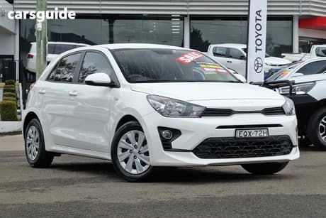 2021 Kia RIO Hatchback S