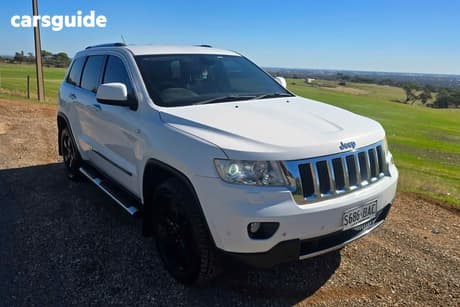White 2012 Jeep Grand Cherokee Wagon Limited (4X4)