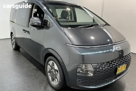 Grey 2022 Hyundai Staria Wagon