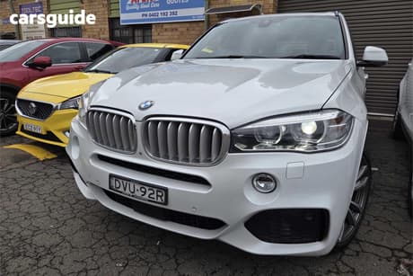 White 2017 BMW X5 Wagon Xdrive 40D