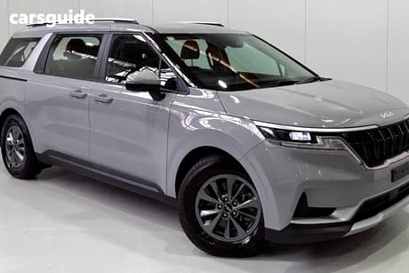 Silver 2023 Kia Carnival Wagon S