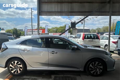 Silver 2017 Honda Civic Hatchback Vti-S