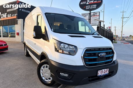 White 2023 Ford Transit Commercial
