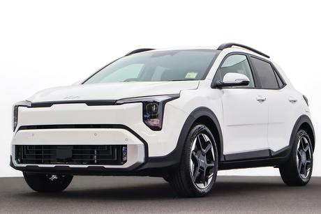 White 2026 Kia Stonic Wagon Sport Mhev