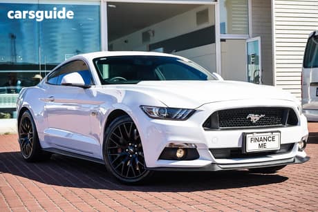 White 2016 Ford Mustang Coupe Fastback Gt 5.0 V8