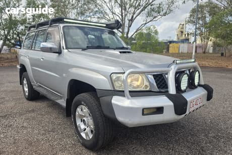 Silver 2005 Nissan Patrol Wagon St (4X4)