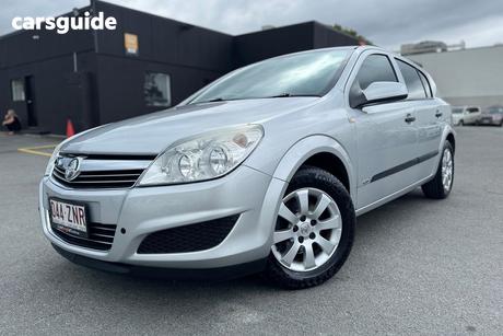 Silver 2008 Holden Astra Hatchback Cd