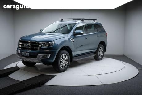 Silver 2017 Ford Everest Wagon Trend (Rwd)