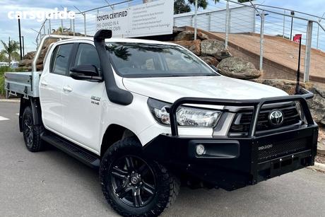 White 2023 Toyota Hilux Double Cab Chassis Sr (4X4)