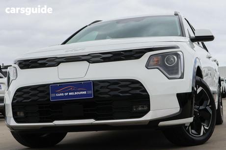 White 2023 Kia Niro Wagon Ev S